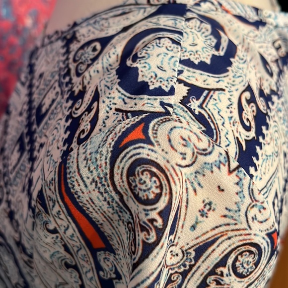 Dress - Picture 4 of 8